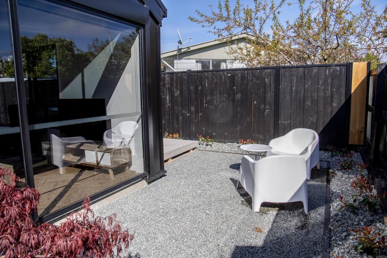 Magic On Maryburn - The Pink Room Twizel Exterior photo